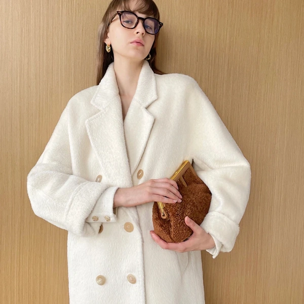 High-end 2025Haute Couture Plush the Real Alpaca Hair Profile Winter Thickening Keep Warm Cashmere Coat