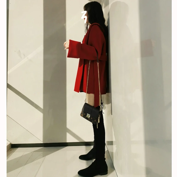 Short Winter  Wool Ladies Coat Women's Wool Blends Hoodie Jacket With Pocket Peru  Europe Fashion Commuting - Image 4