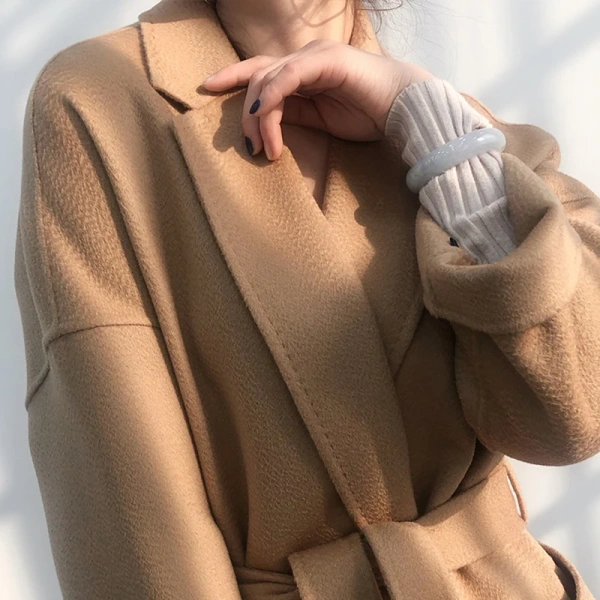 Winter Quality Goods Short Wool Ladies Coat Double-faced Woolen Goods High-end Europe Commuting Water Ripple - Image 5