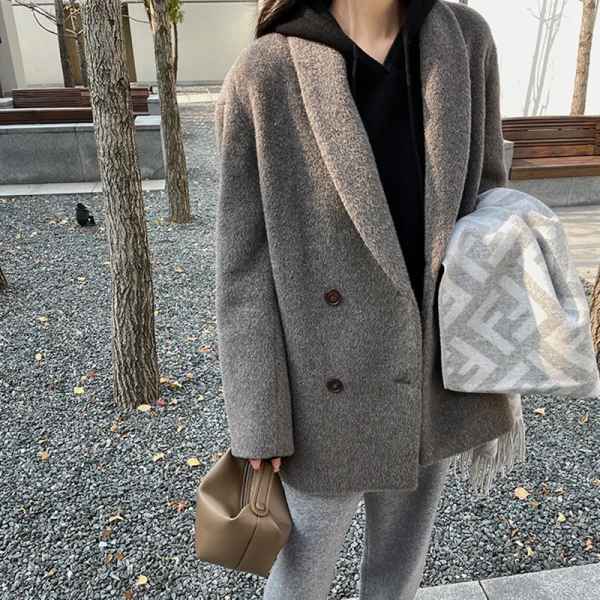 Wool Blends Short Women's Alpaca Wool Coat Fashion Design Hand-sewn One Button - Image 6