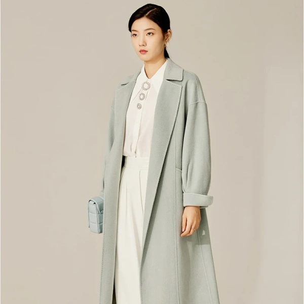Winter Women's Wool BlendsLong Winter 100%wool Ladies Coat Soft  Elegant Jacket
