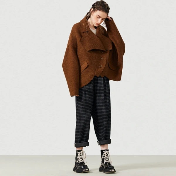 Short Tweed Coat Female New 2025 Winter Tweed Jacket Loose Cocoon Wool Coat Female Thickening - Image 2