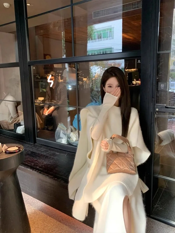 Winter Gentle Creamy White Shawl Cape Coat Elegant and Noble Temperament Small Coat - Image 4