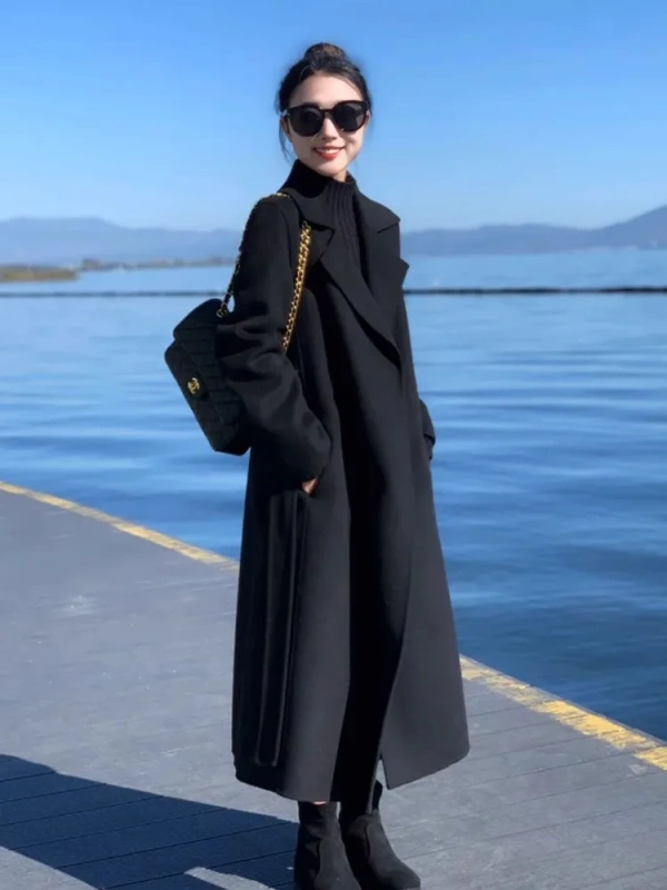 Women Medium-length Black Wool Coat, High-grade Double-faced Velvet, Thickened Wool Coat, Slimming - Image 4
